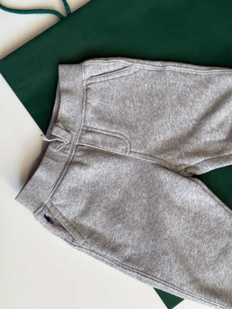 ralph_lauren_teplaky_sede_deti_9mesiců