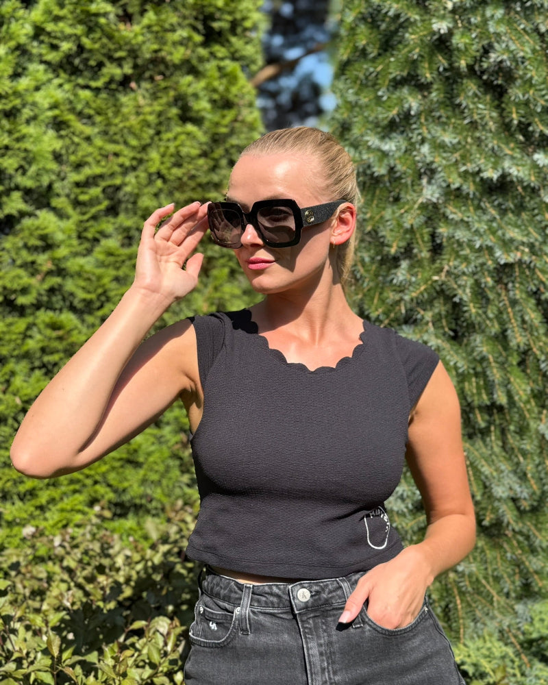 top_marysia_cerny_vlnka_M