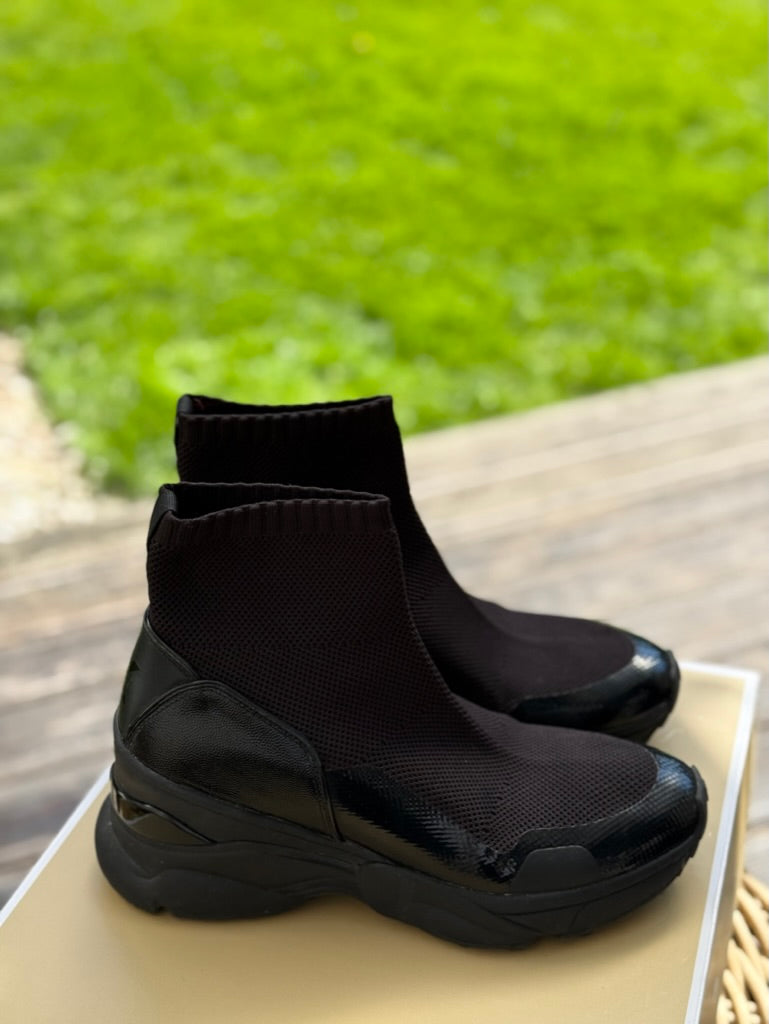 tenisky_michael_kors_cerne_damske_42