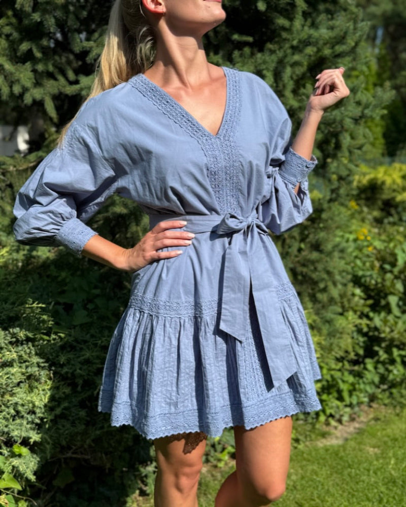 saty_twinset_muselin_modre_pasek