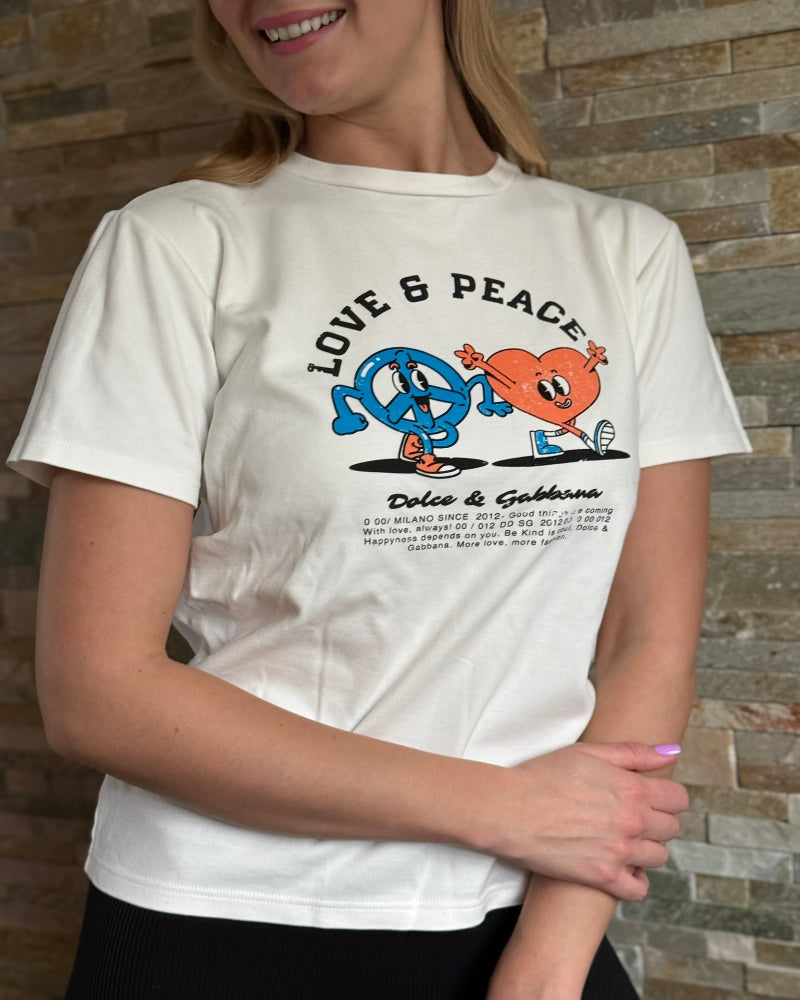 dolce_gabbana_triko_bile_napis_obrazek