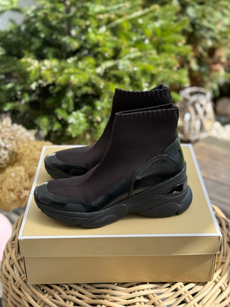 tenisky_michael_kors_cerne_damske_42