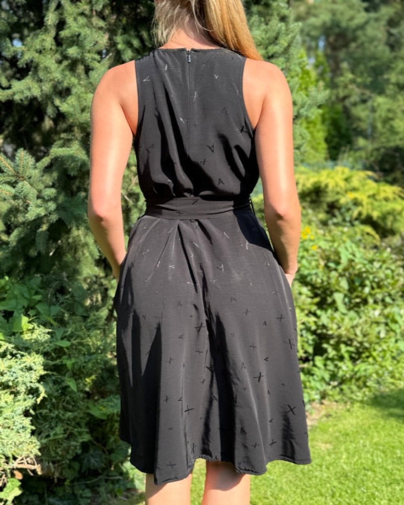 saty_armani_exchange_potisk_cerne_S