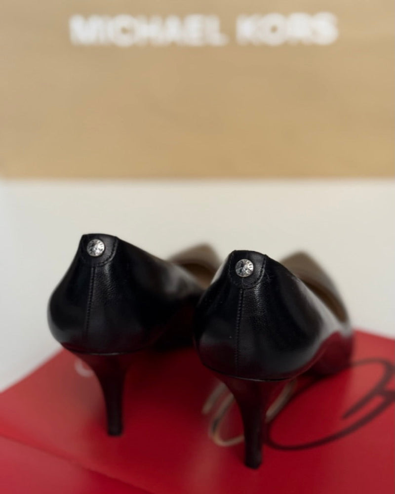 michael_kors_lodicky_kozene_podpatek