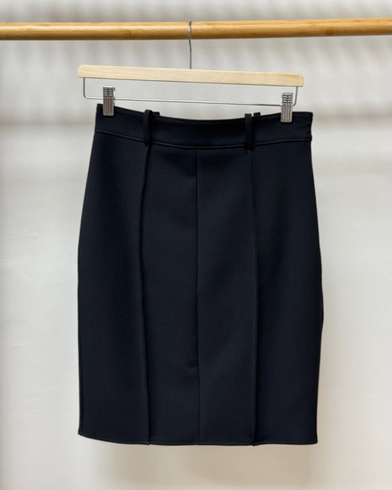 elisabetta_franchi_sukne_pouzdrova