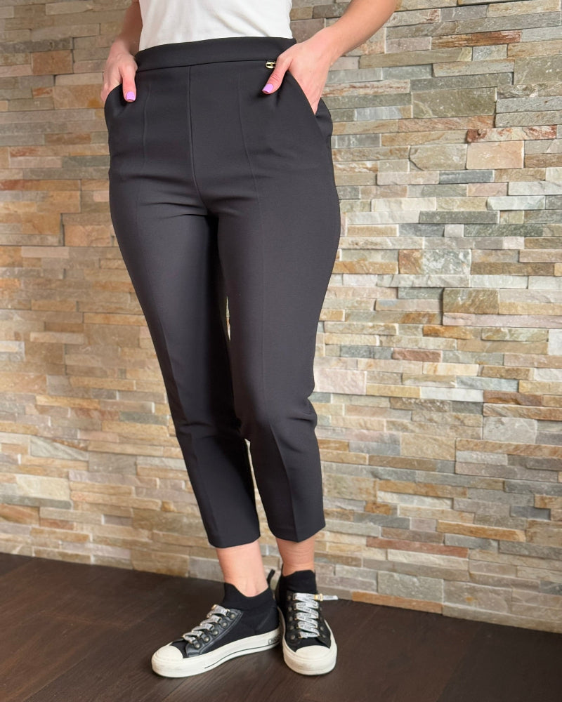 elisabetta_franchi_kalhoty_damske_cerne