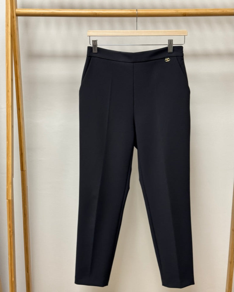 elisabetta_franchi_kalhoty_damske_cerne