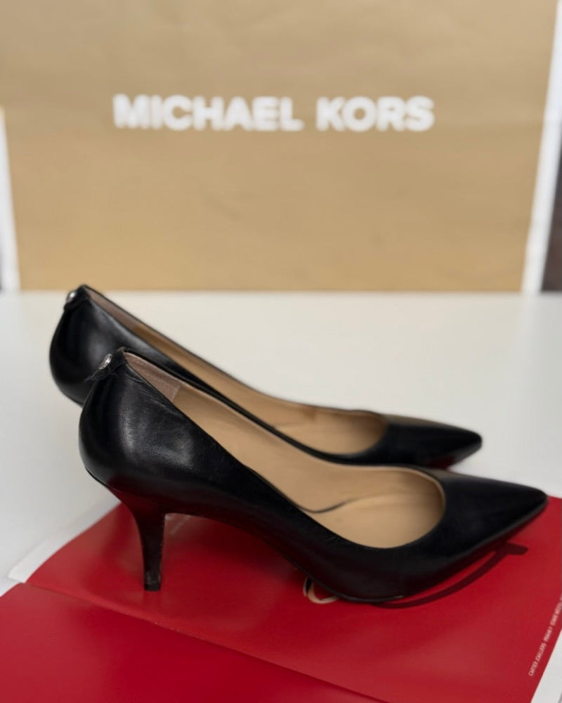 michael_kors_lodicky_kozene_podpatek