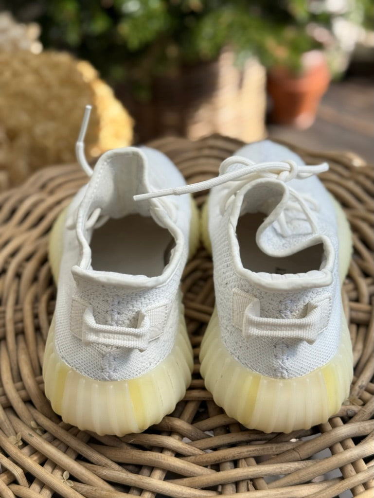 tenisky_yeezy_boost_adidas_uni