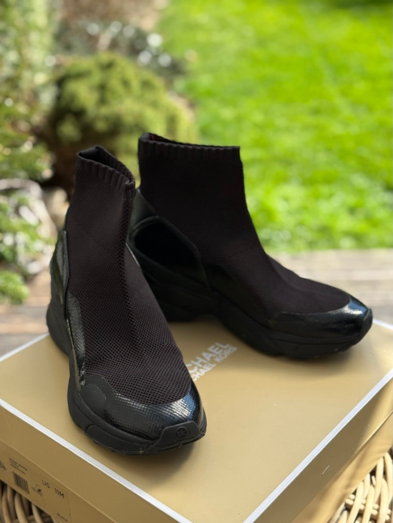 tenisky_michael_kors_cerne_damske_42