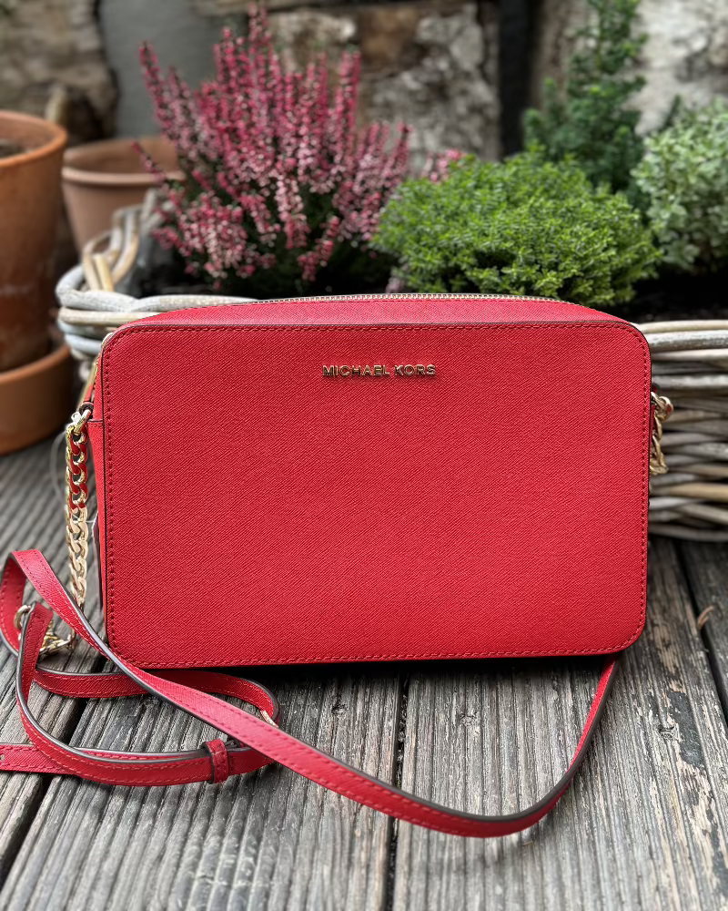 michael_kors_kabelka_jet_set_cervena