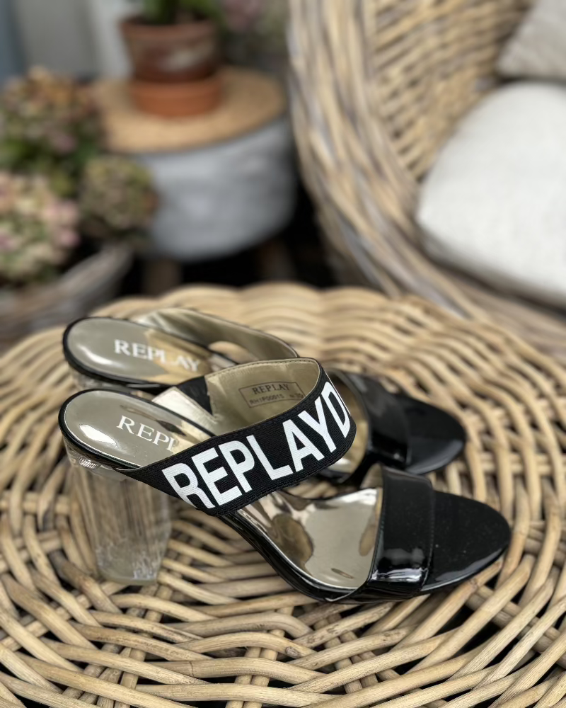 replay_sandaly_podpatek_pasky