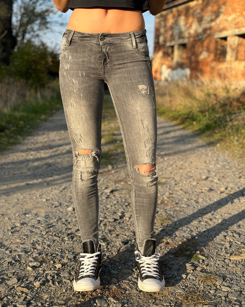 met_dziny_sede_trhane_25