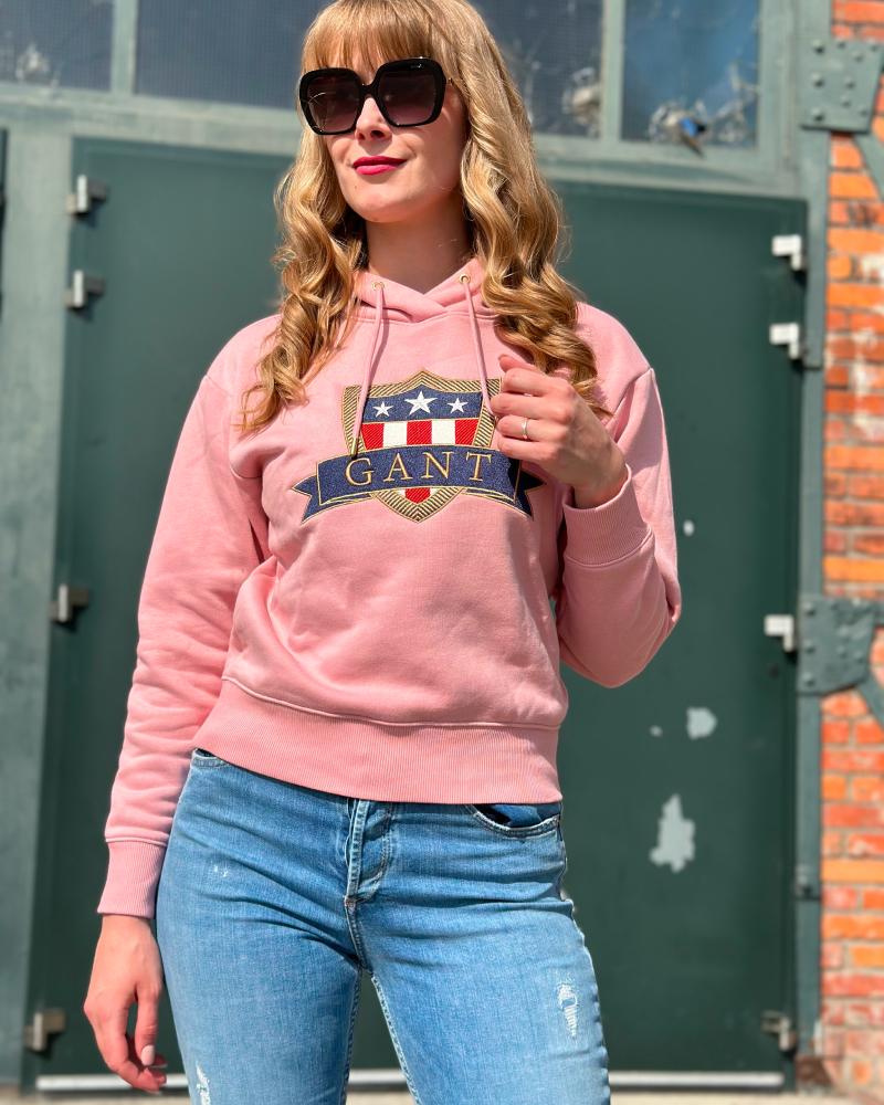 Women's sweatshirt Gant pink with a hood