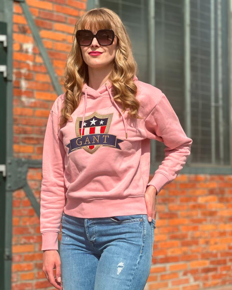 Women's sweatshirt Gant pink with a hood