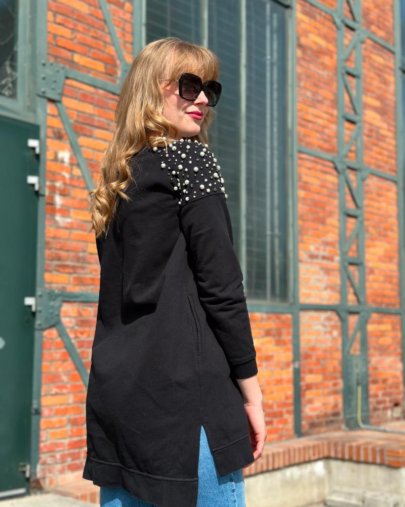 Women's sweatshirt Twinset black with pearls