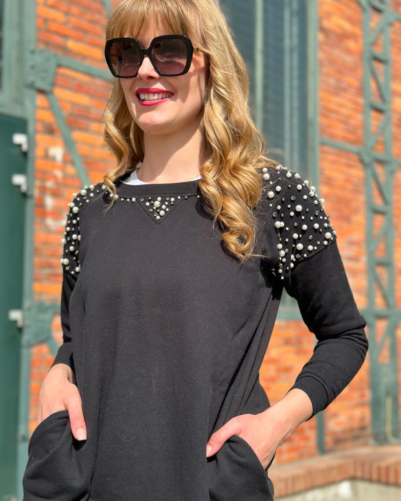 Women's sweatshirt Twinset black with pearls