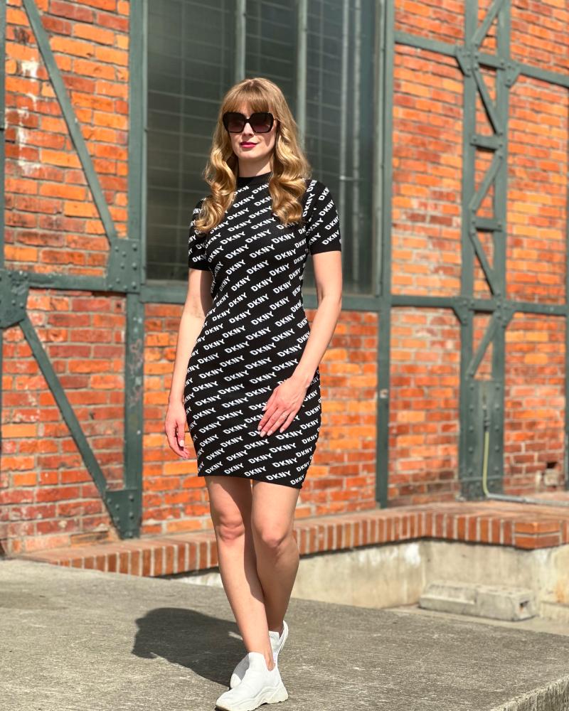 saty_dkny_damske_cerno_bile_S