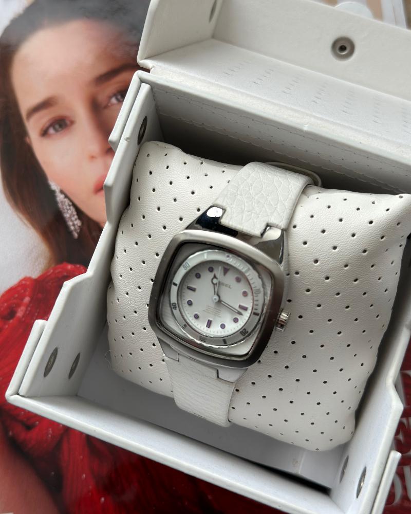 Hodinky dámské Diesel bílo-stříbrné