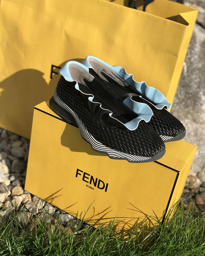 Fendi women's ballet flats black