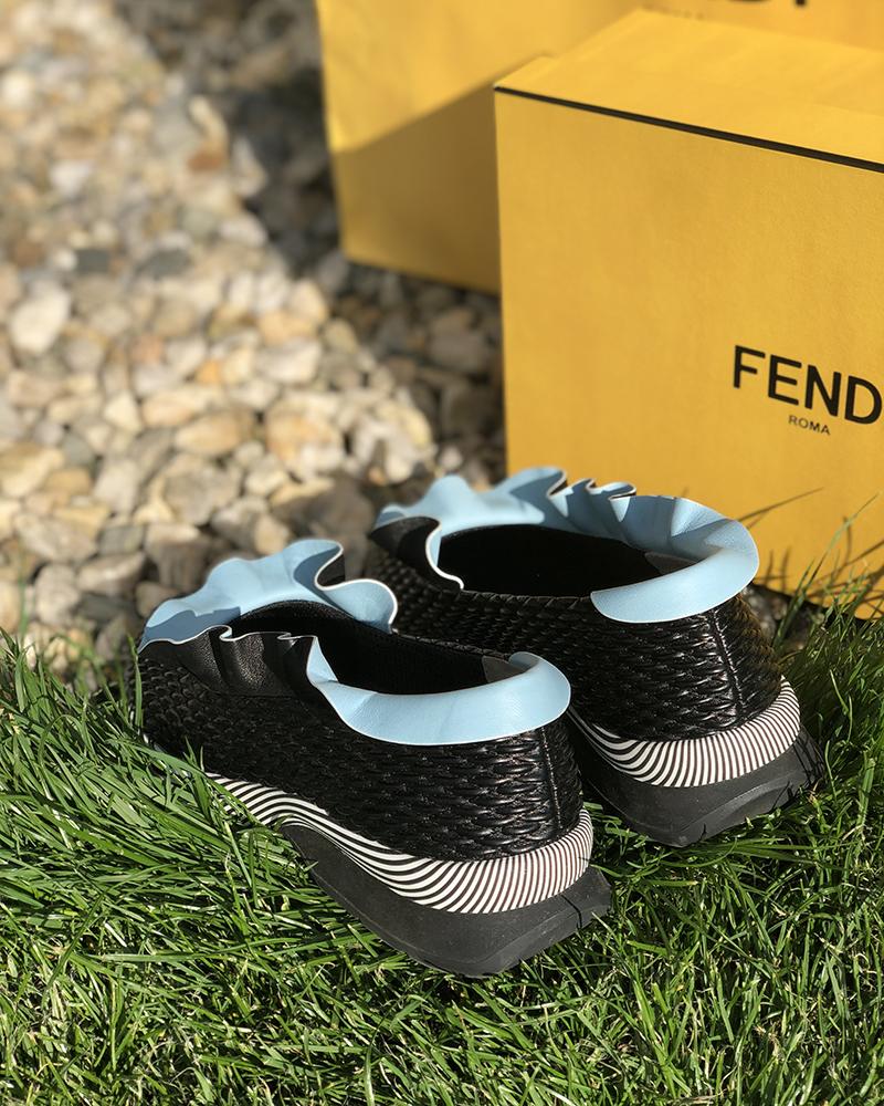 Fendi women's ballet flats black
