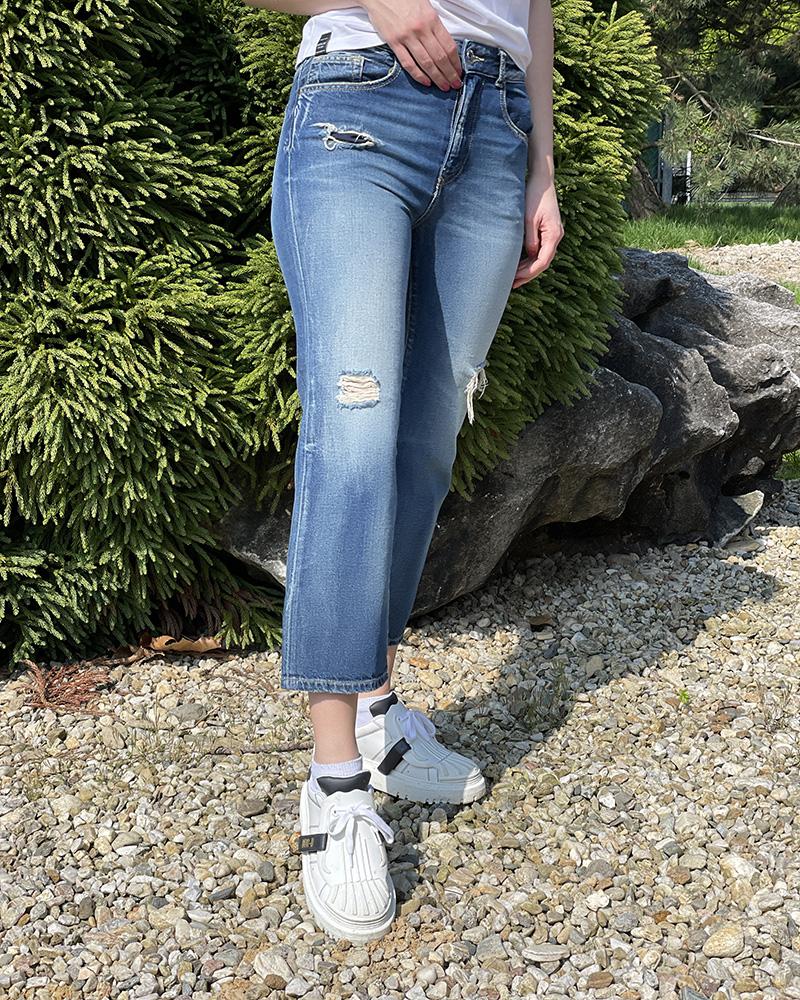 Pinko women's blue ripped jeans
