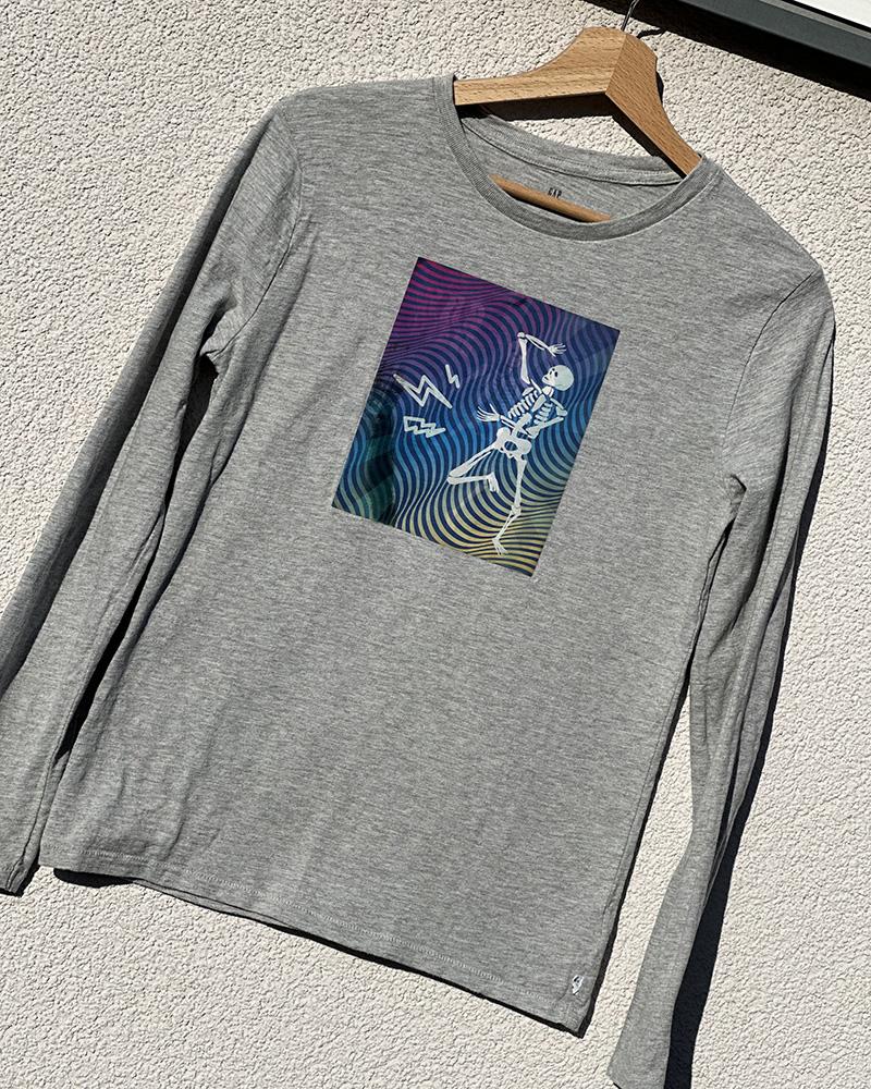 T-shirt for children Gap gray with long sleeves and skeleton