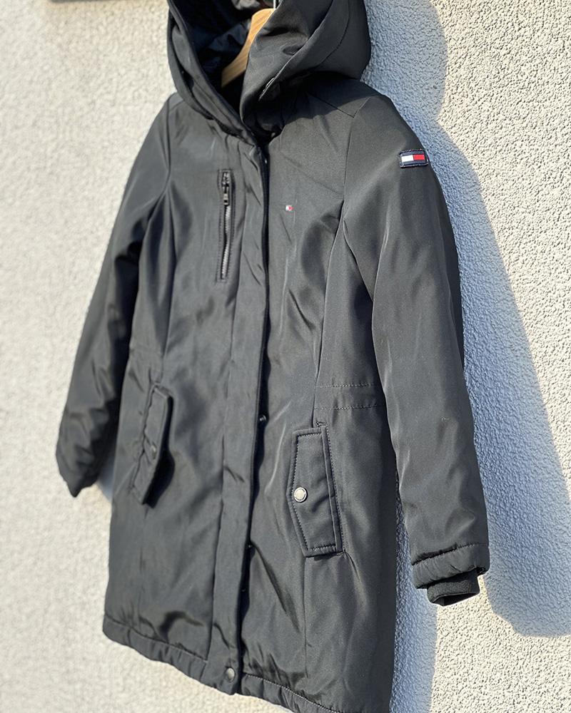 Bunda dětská Tommy Hilfiger modro-černá s kapucí