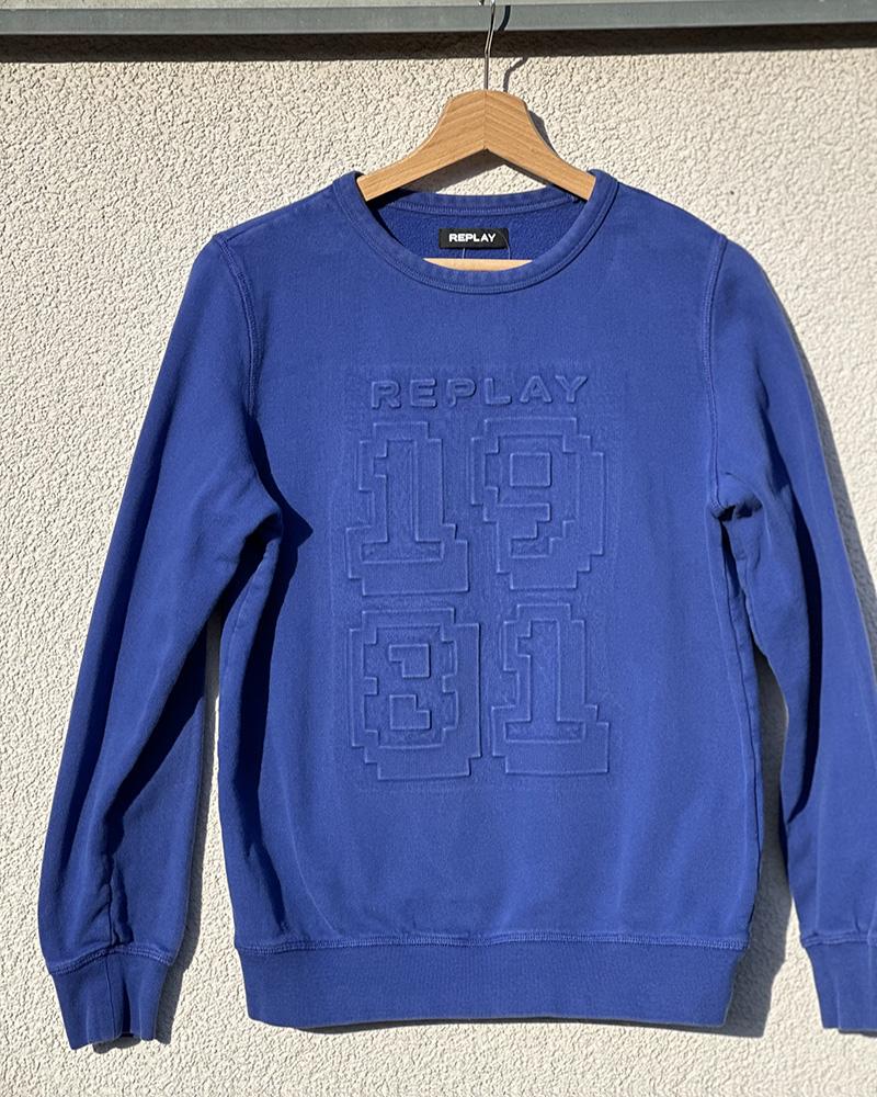Mikina dětská Replay modrá s vytlačeným nápisem a obrazci