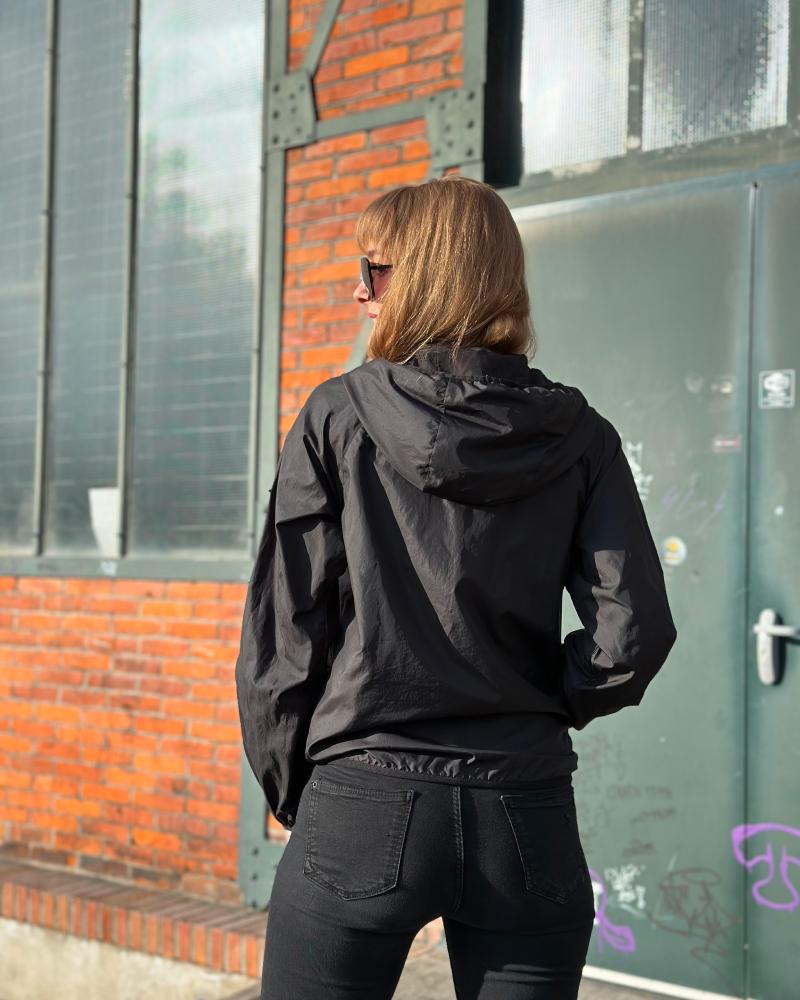 Bunda dámská Replay Chaqueta šusťáková černá