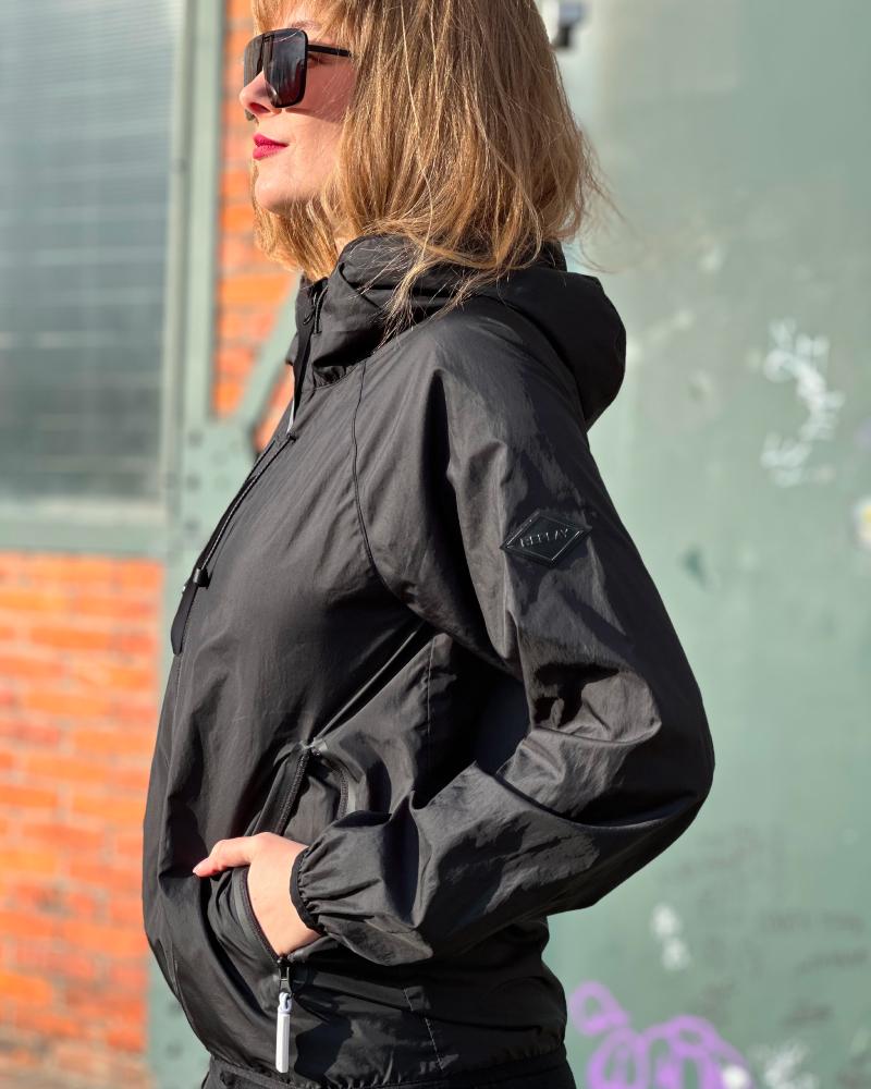 Bunda dámská Replay Chaqueta šusťáková černá
