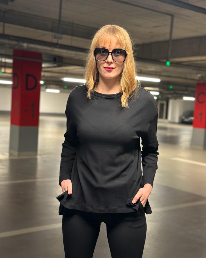 Women's T-shirt Cos black long sleeve