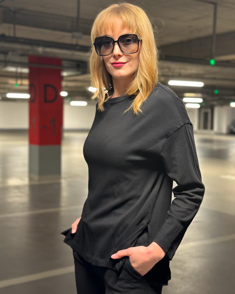 Women's T-shirt Cos black long sleeve