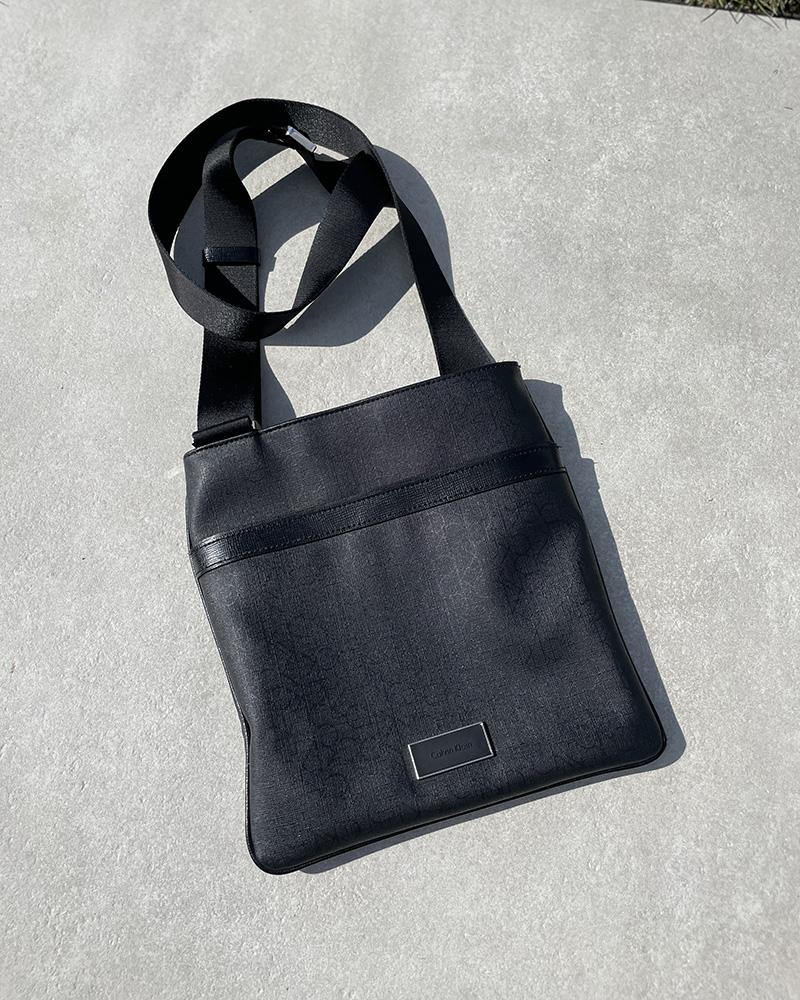 Kabelka pánská Calvin Klein MILO FLAT černá