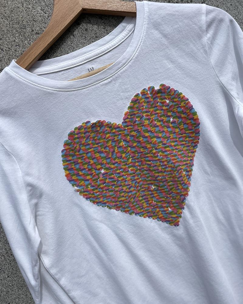 Gap children's T-shirt with a colorful heart