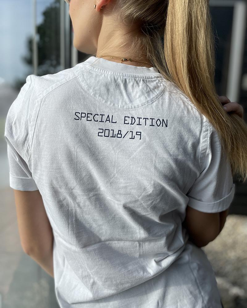 Triko dámské Fendi se semišovým nápisem