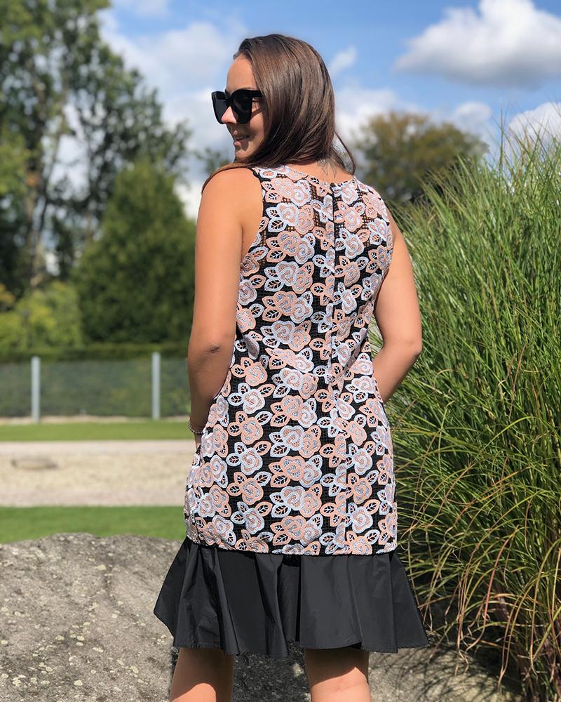 Women's Pinko dress with flower pattern