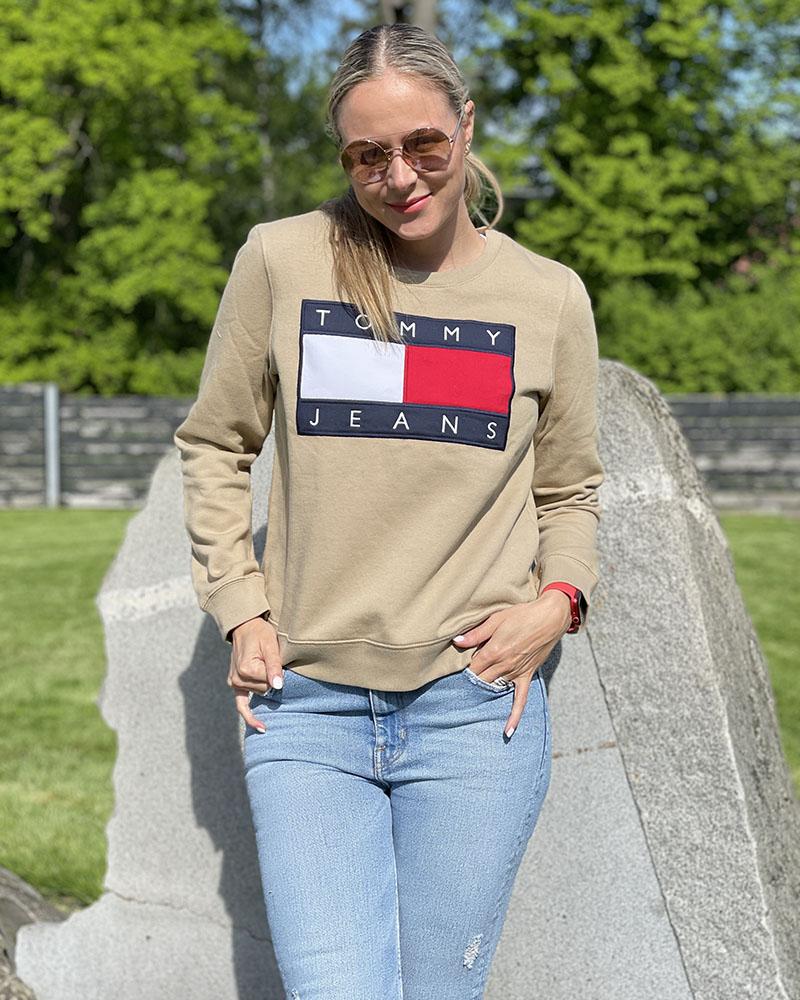 Tommy Hilfiger women's sweatshirt beige