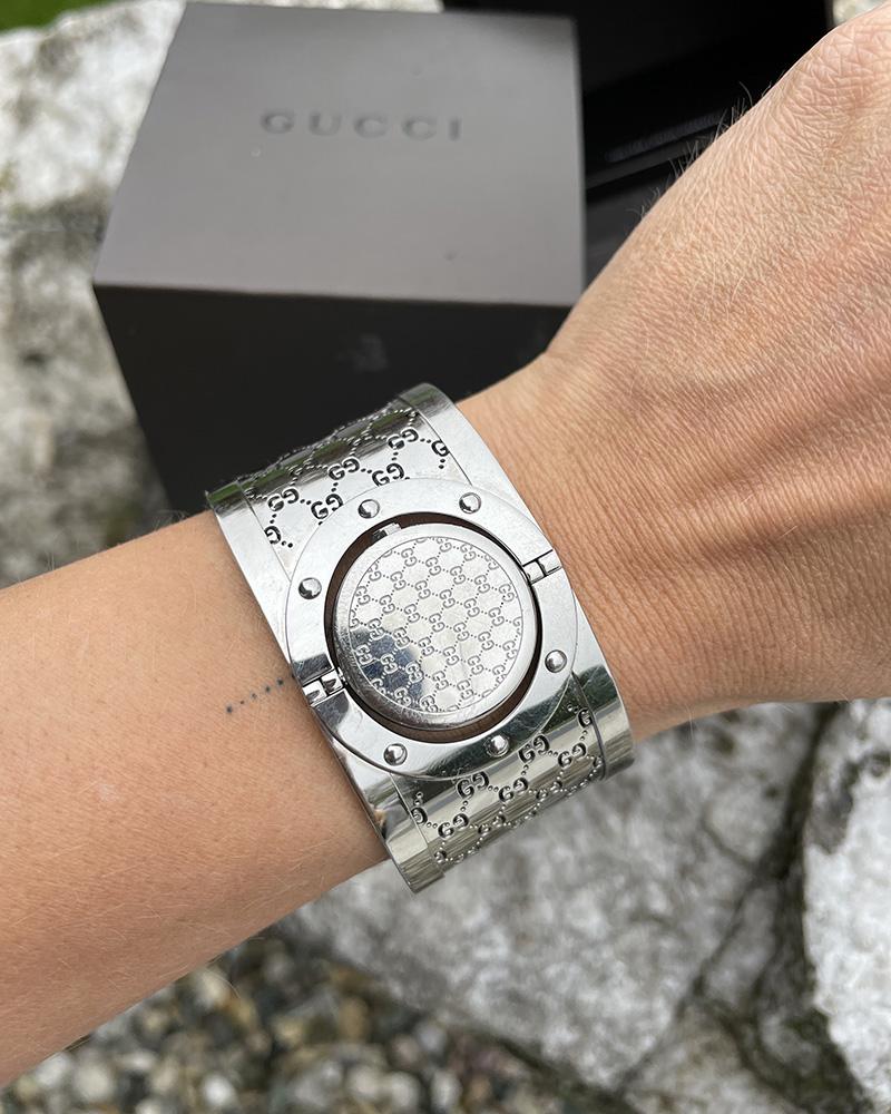 Hodinky dámské Gucci náramkové