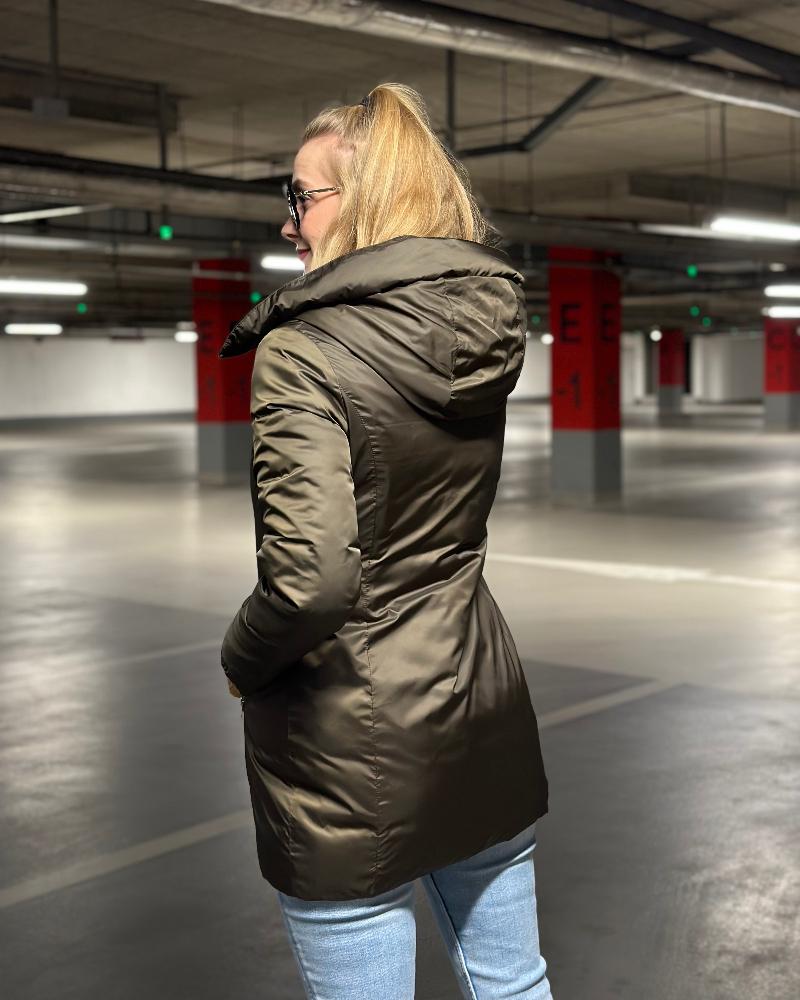 Bunda dámská Massimo Dutti zelená