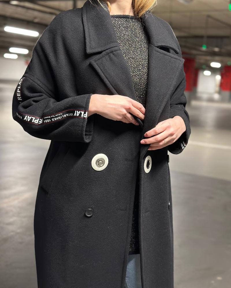 Kabát dámský Replay černý s nápisem