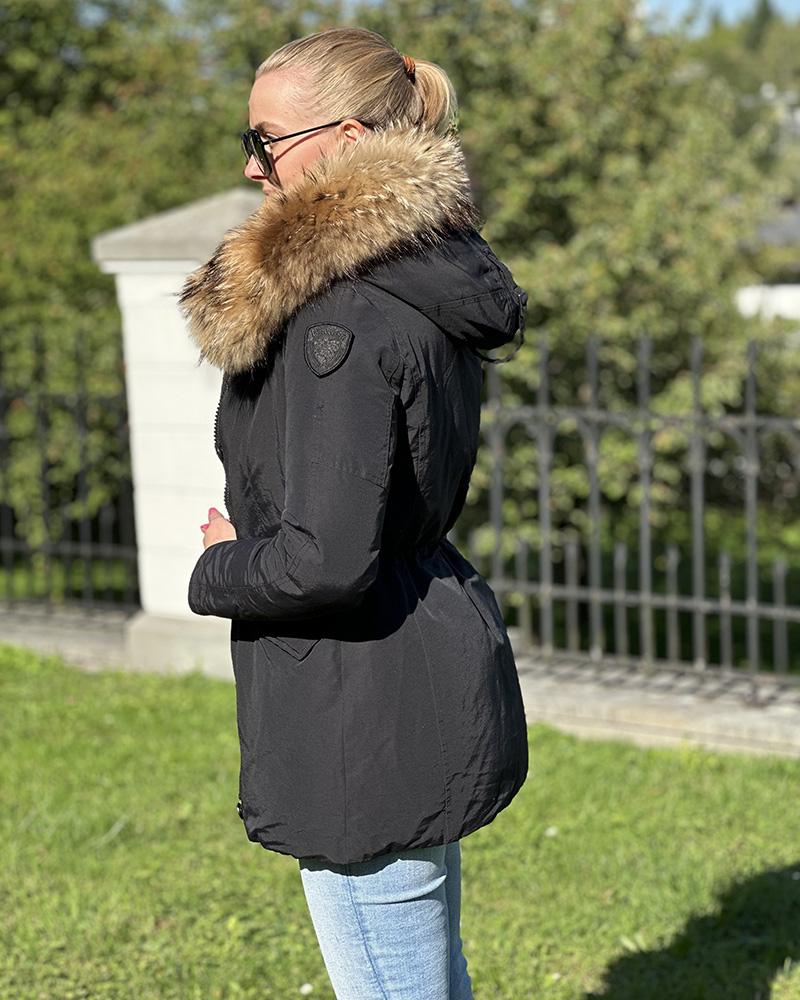 blauer_kabat_bunda_parka_cerna