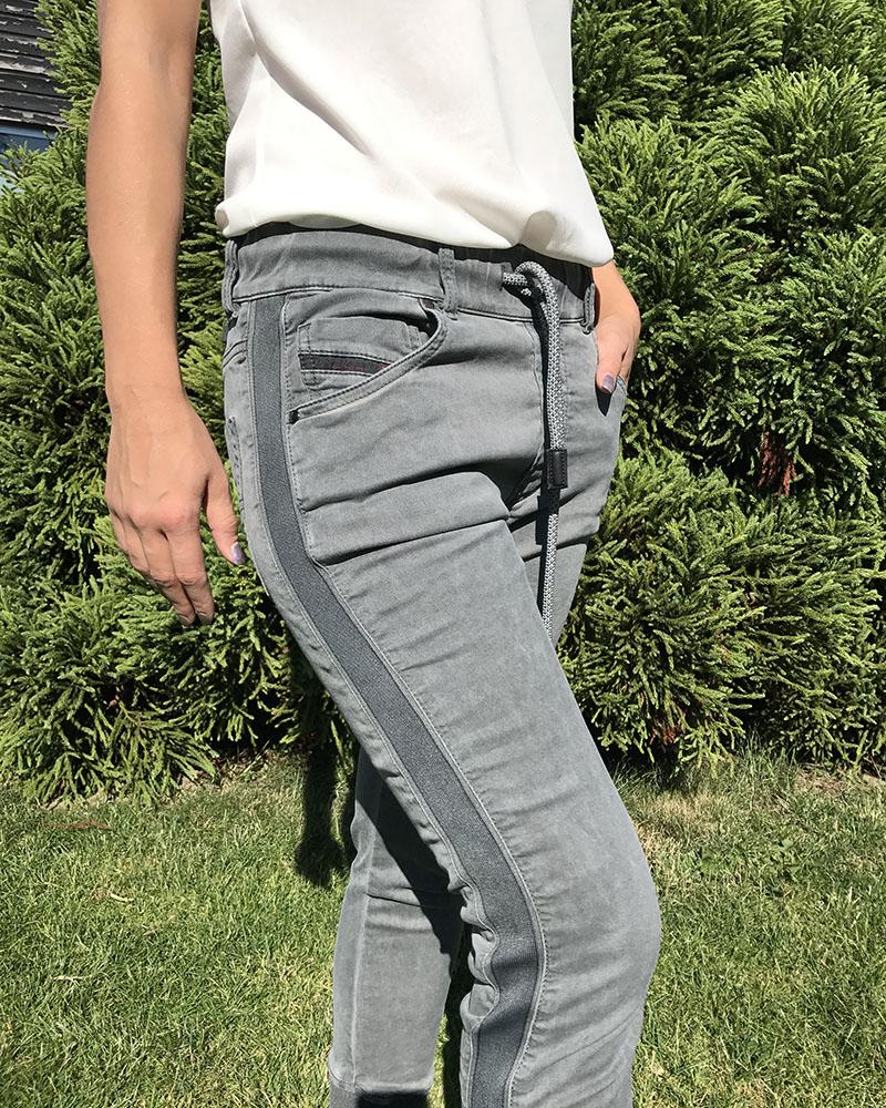 Women's jeans Diesel KRAILEY JOGGJEANS gray