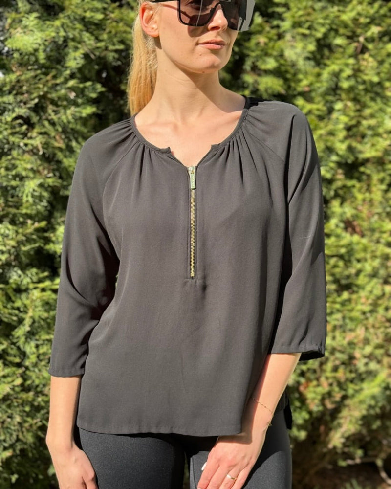 halenka_michael_kors_cerna_zlata_S