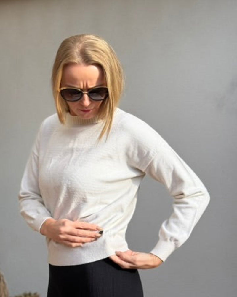 svetr_replay_kremovy_S