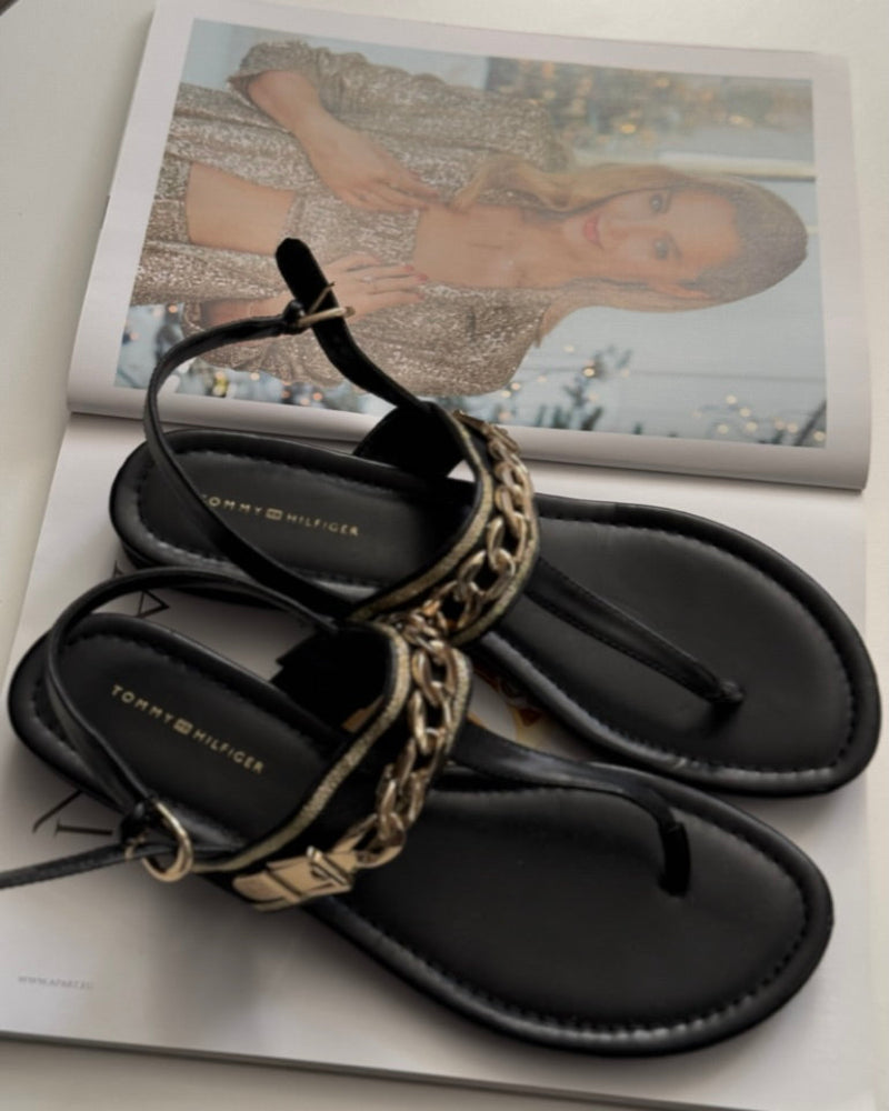 tommy_hilfiger_sandale_kuze_zlata_40