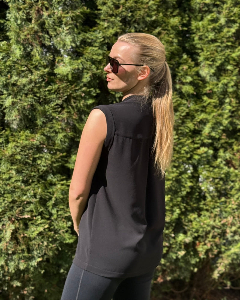 halenka_michael_kors_cerna_S