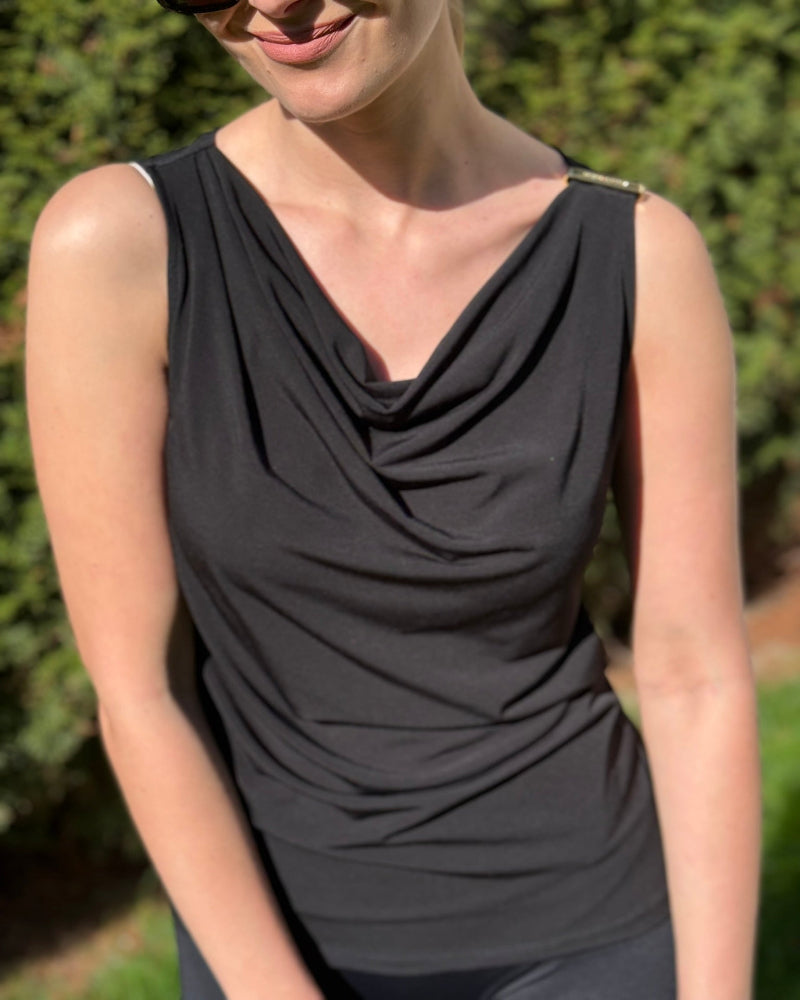 halenka_michael_kors_cerna_M 