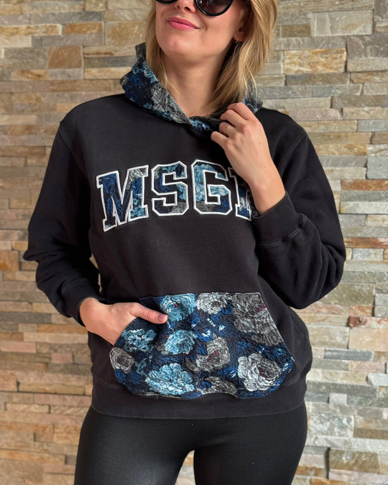 mikina_msgm_hoodie_cerna_kvetiny_XS