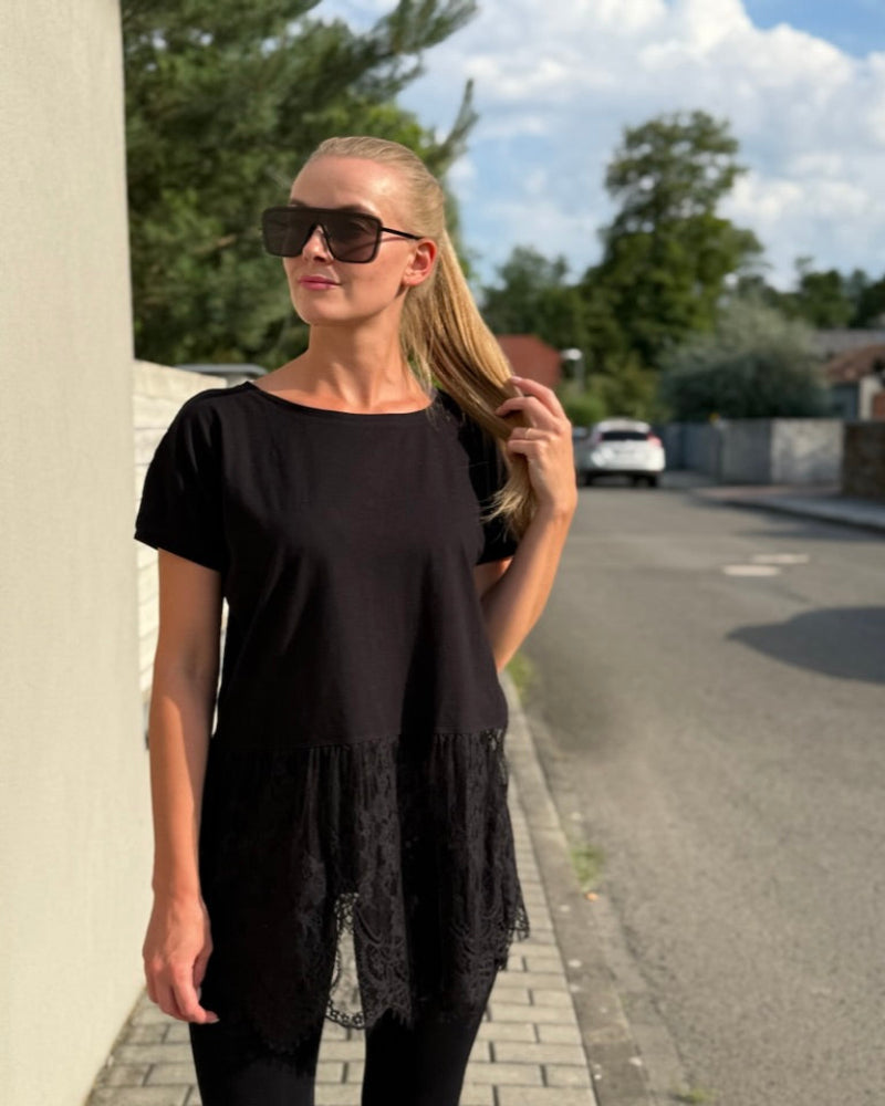 triko_twinset_cerne_krajka_XXS